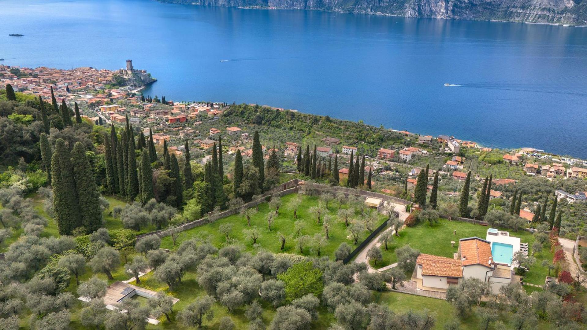 Villa Cipressi - Luxuri Lounge - Malcesine Exterior photo